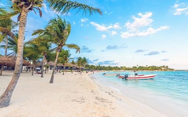 Destino Playa Paraíso